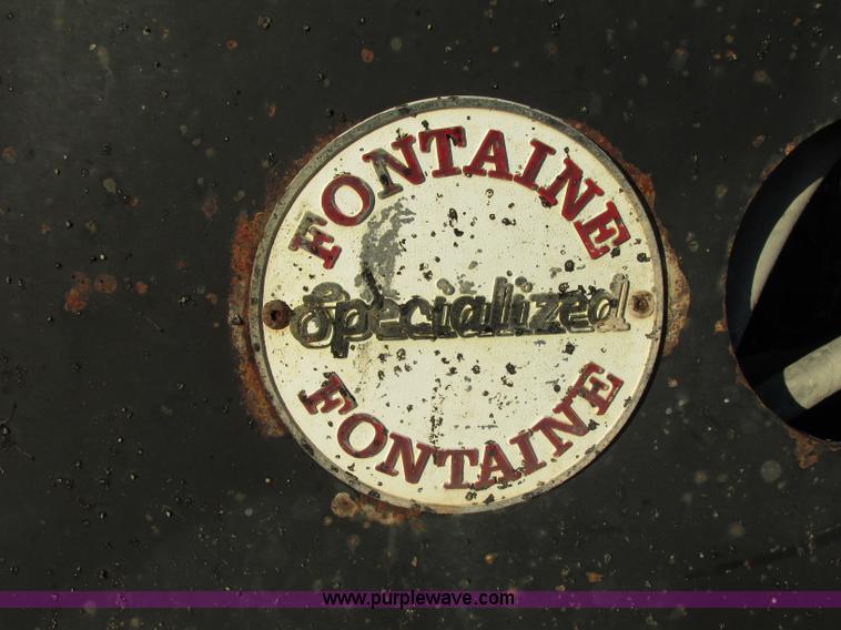 image for item F5359 2002 Fontaine RAM-50-ANGB triple axle lowboy trailer