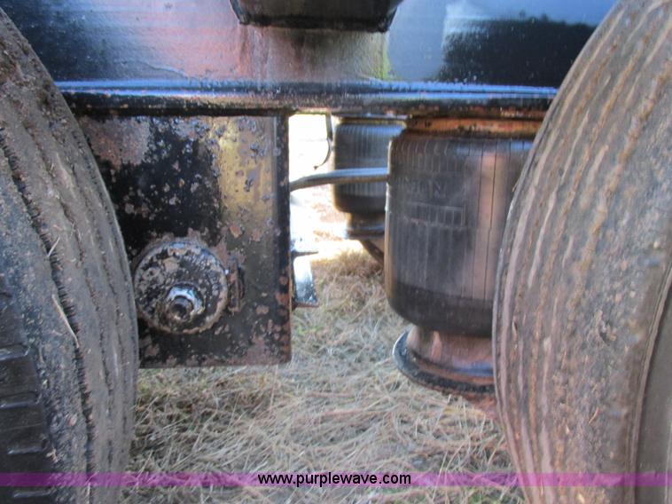 image for item F5359 2002 Fontaine RAM-50-ANGB triple axle lowboy trailer