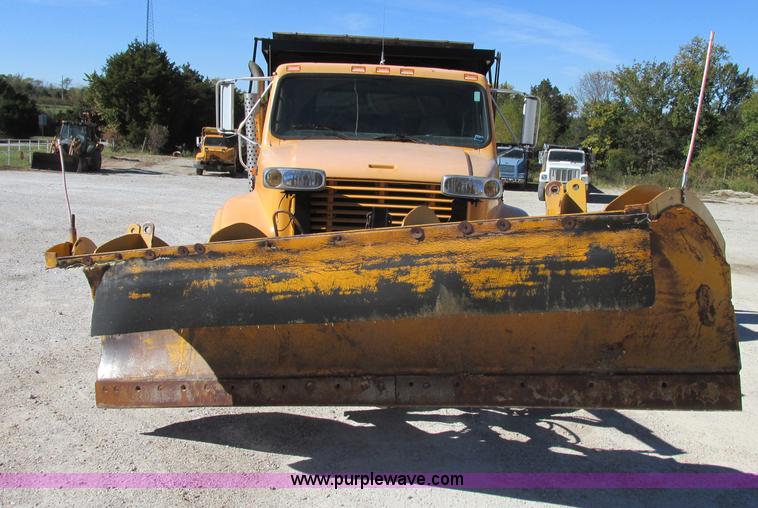 image for item F5360 1995 International 4900 dump truck