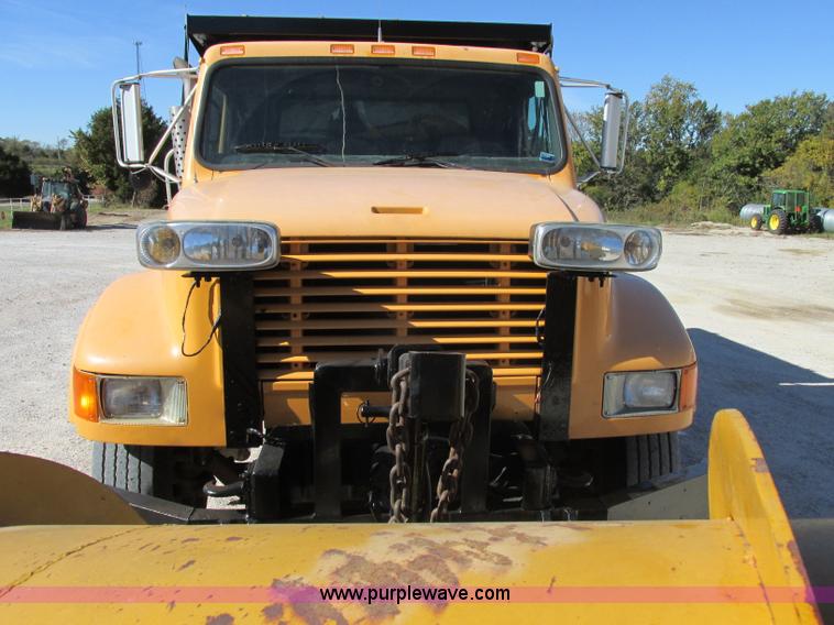 image for item F5360 1995 International 4900 dump truck