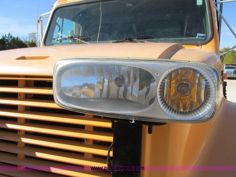 image for item F5360 1995 International 4900 dump truck