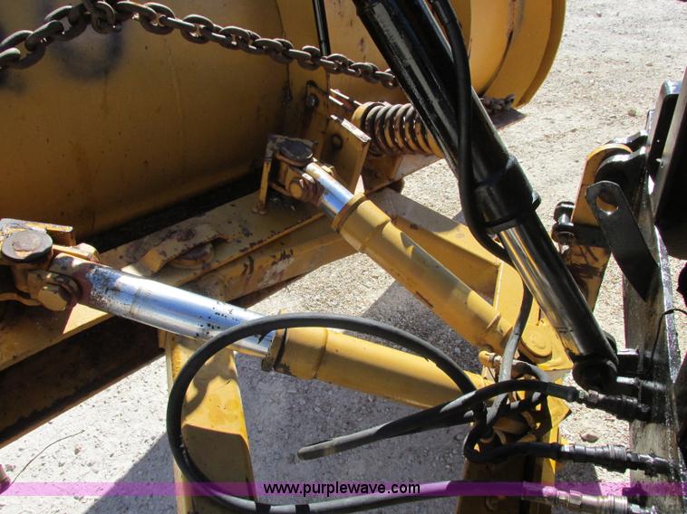 image for item F5360 1995 International 4900 dump truck