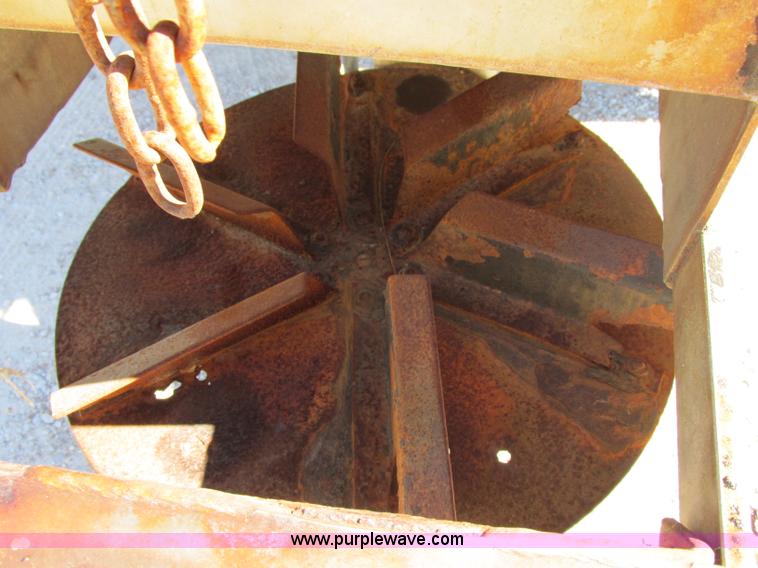 image for item F5360 1995 International 4900 dump truck