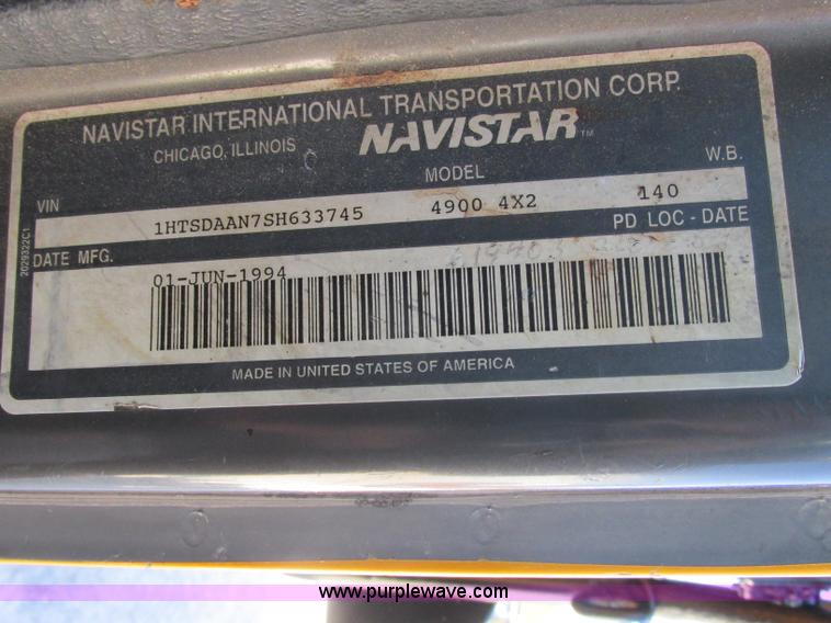 image for item F5360 1995 International 4900 dump truck