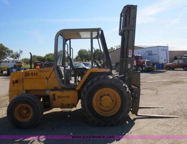 image for item F6725 1997 JCB 930 rough terrain forklift