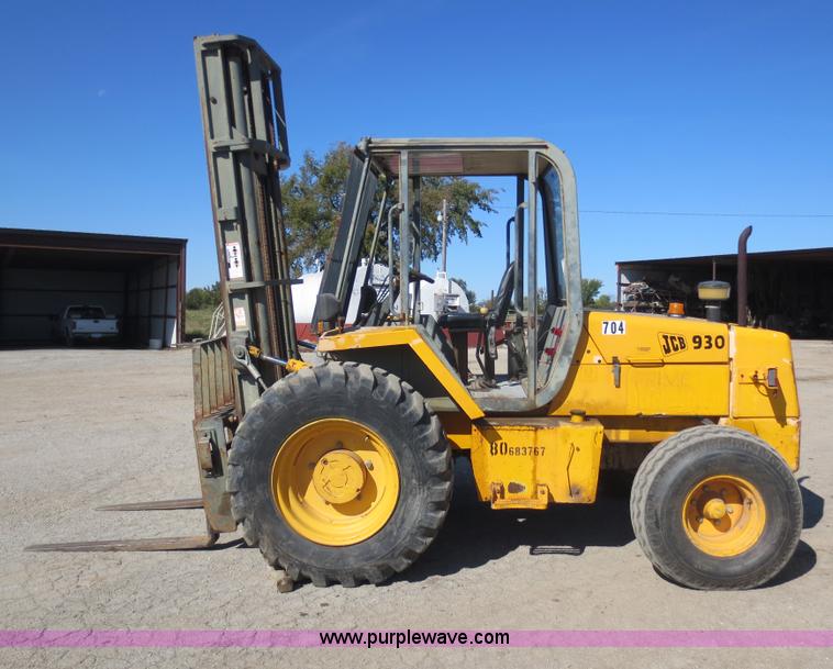 image for item F6725 1997 JCB 930 rough terrain forklift