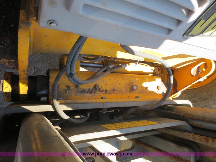 image for item F6725 1997 JCB 930 rough terrain forklift