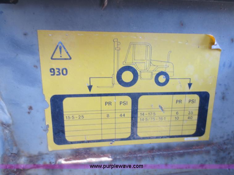 image for item F6725 1997 JCB 930 rough terrain forklift
