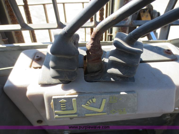 image for item F6725 1997 JCB 930 rough terrain forklift