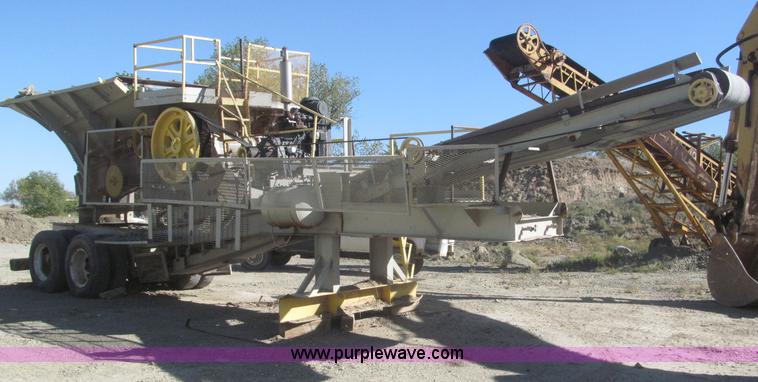 image for item F7144 Universal portable jaw crusher