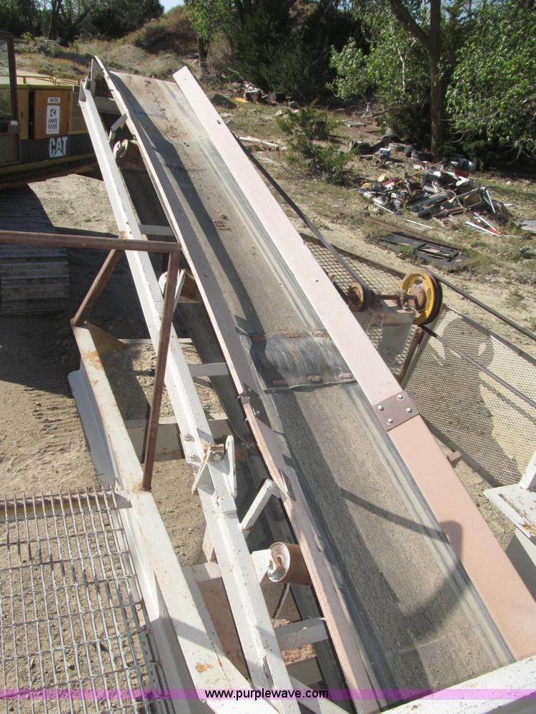 image for item F7144 Universal portable jaw crusher