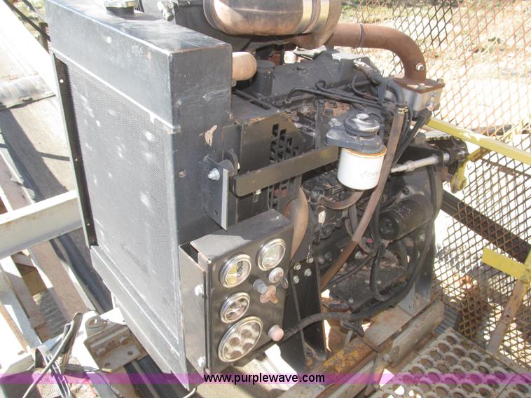 image for item F7144 Universal portable jaw crusher