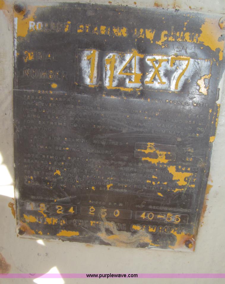 image for item F7144 Universal portable jaw crusher