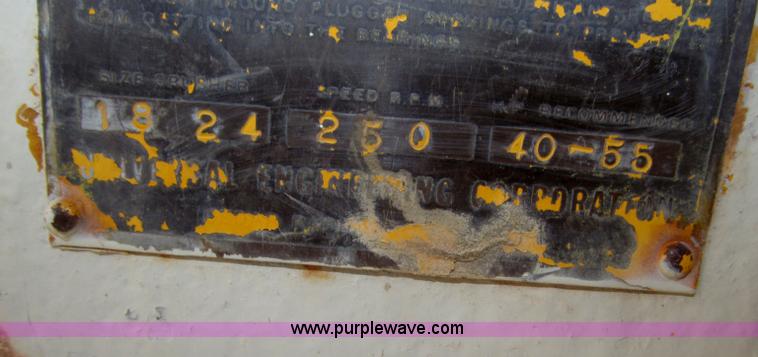 image for item F7144 Universal portable jaw crusher