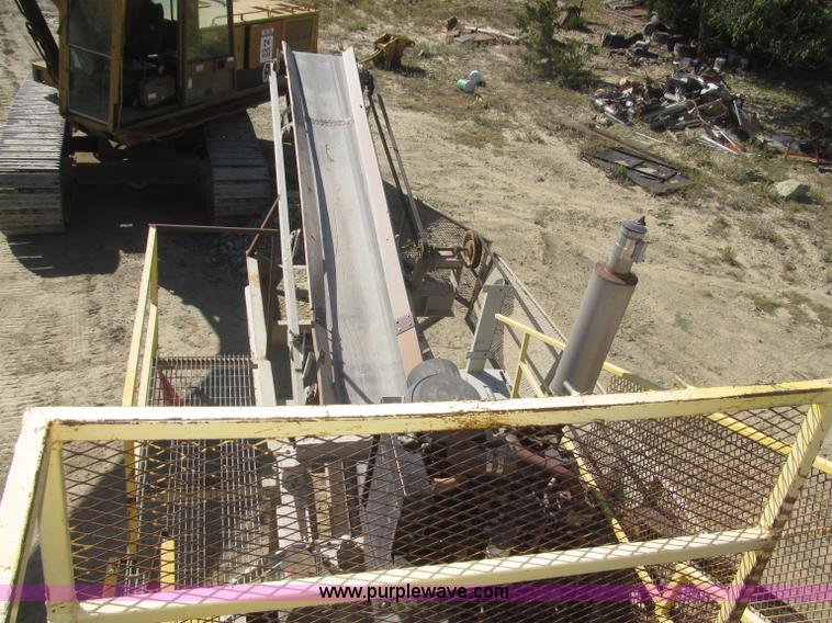 image for item F7144 Universal portable jaw crusher