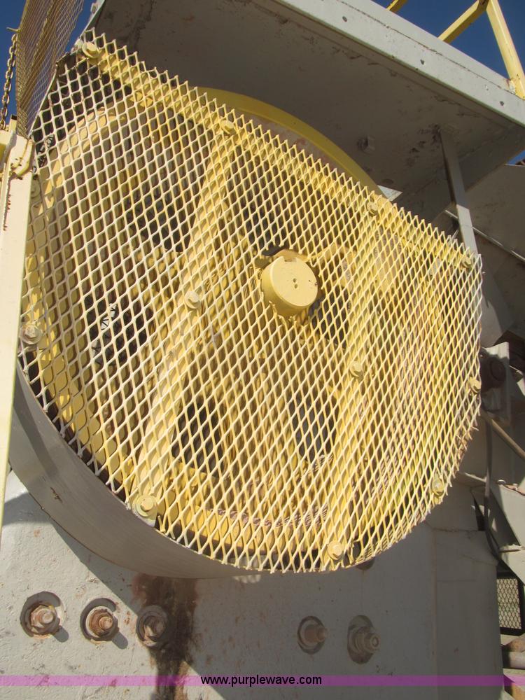 image for item F7144 Universal portable jaw crusher