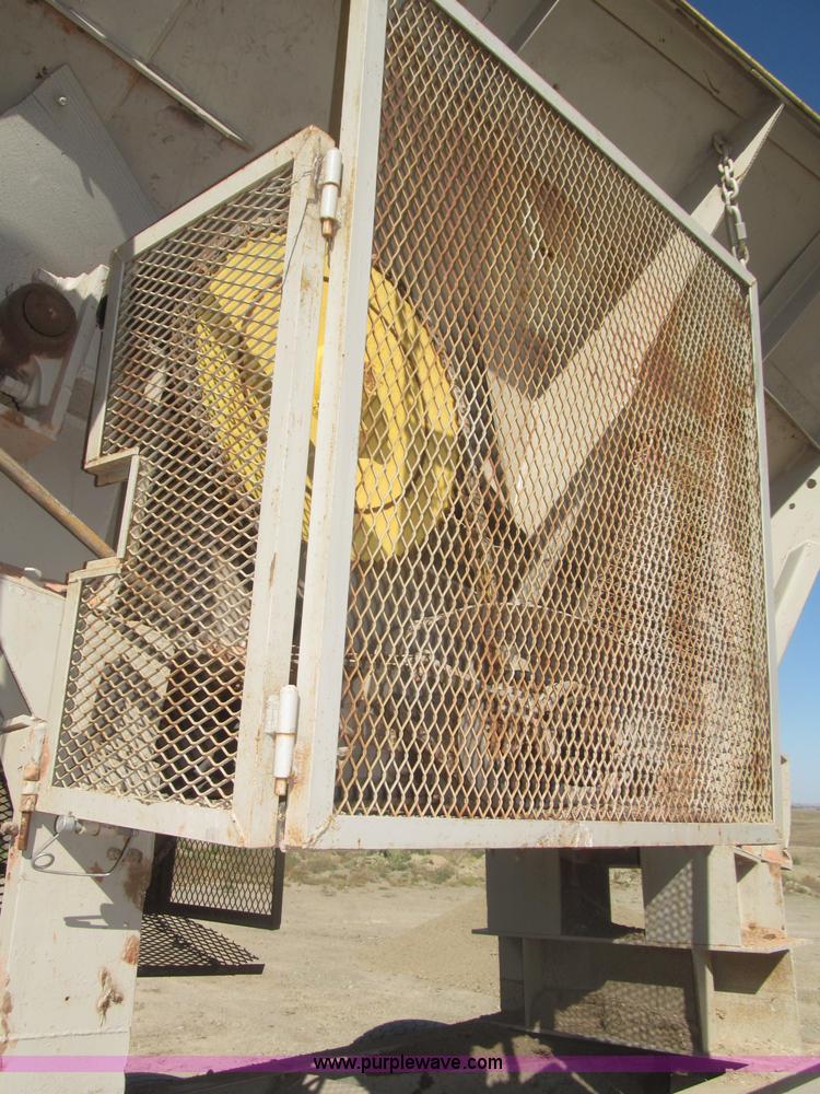 image for item F7144 Universal portable jaw crusher