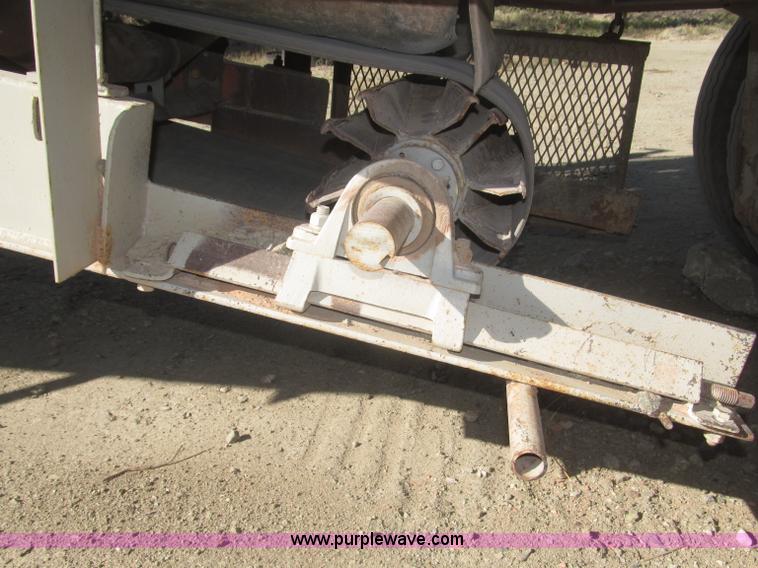 image for item F7144 Universal portable jaw crusher