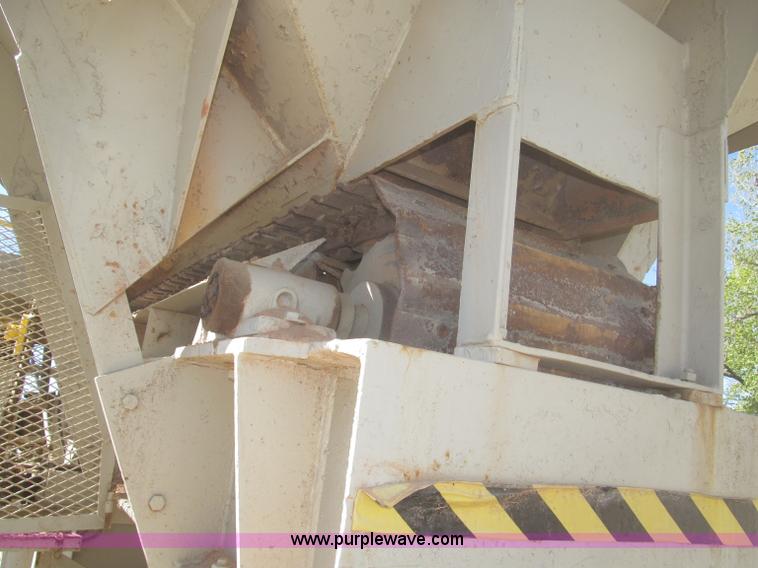 image for item F7144 Universal portable jaw crusher