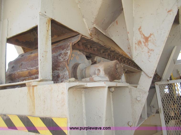 image for item F7144 Universal portable jaw crusher