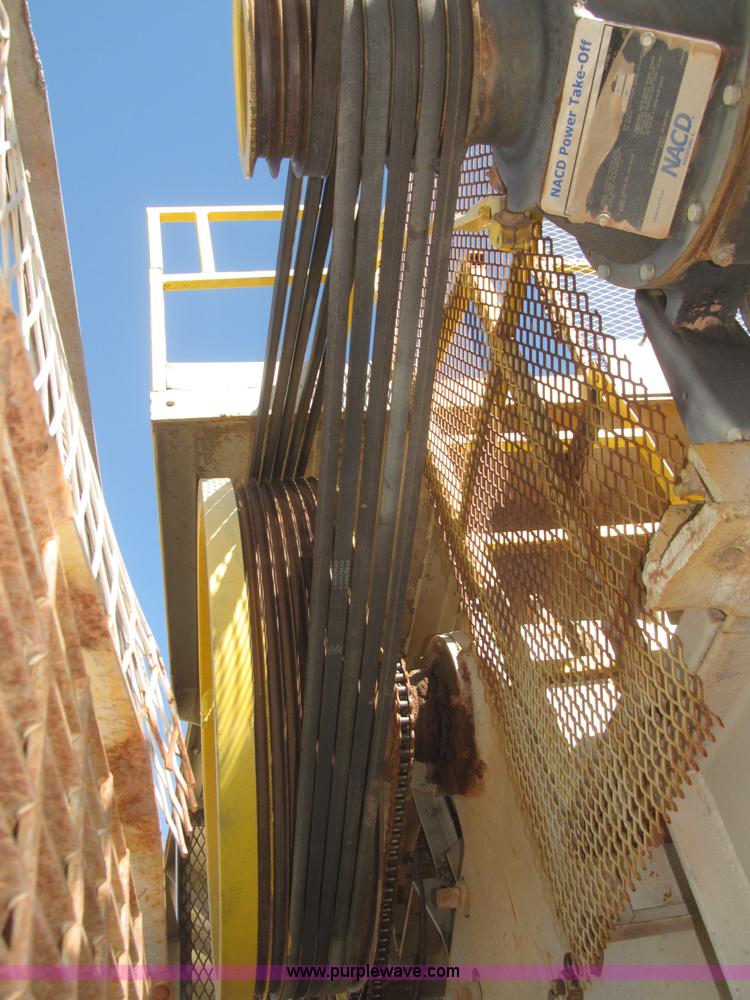 image for item F7144 Universal portable jaw crusher