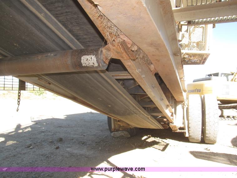 image for item F7144 Universal portable jaw crusher