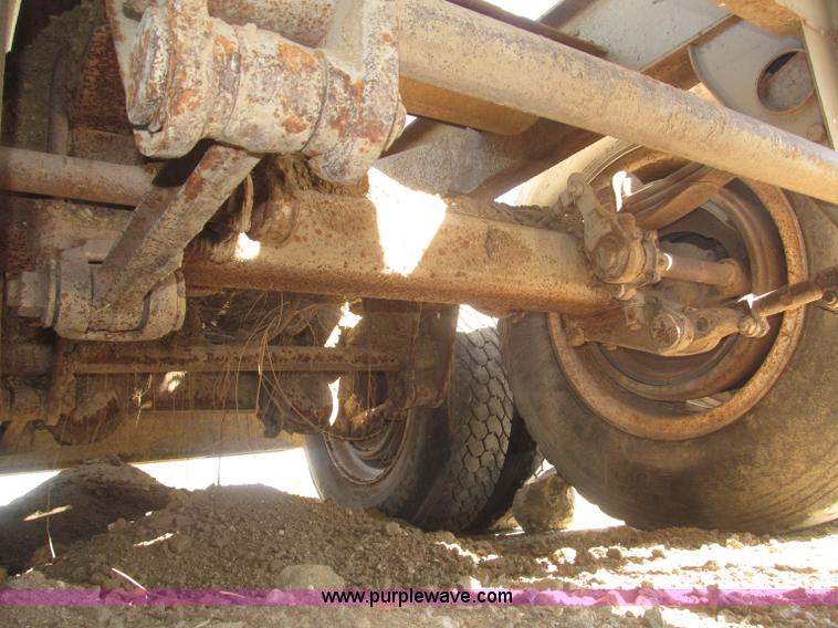 image for item F7144 Universal portable jaw crusher