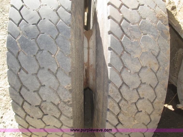 image for item F7144 Universal portable jaw crusher