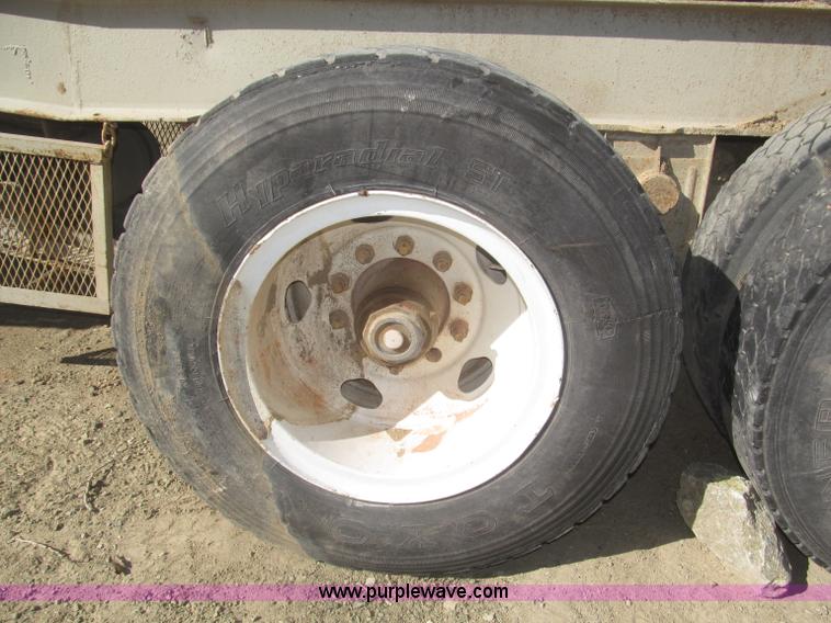 image for item F7144 Universal portable jaw crusher