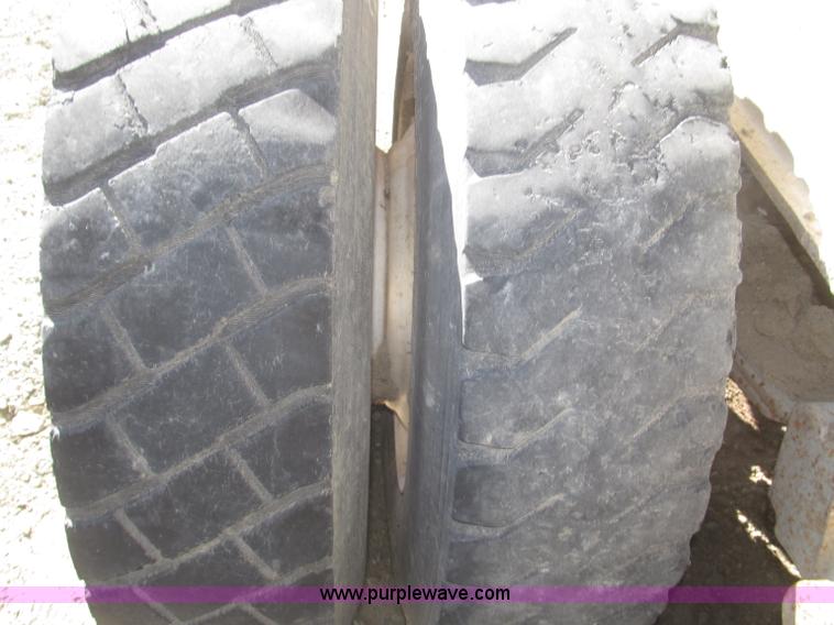 image for item F7144 Universal portable jaw crusher