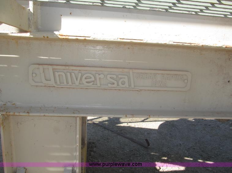 image for item F7144 Universal portable jaw crusher