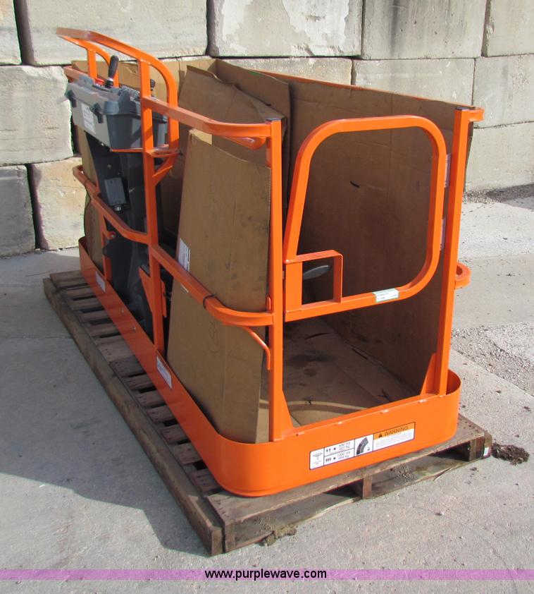 image for item G4277 JLG basket