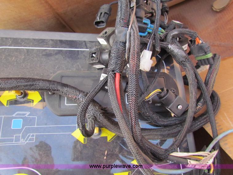 image for item G4277 JLG basket