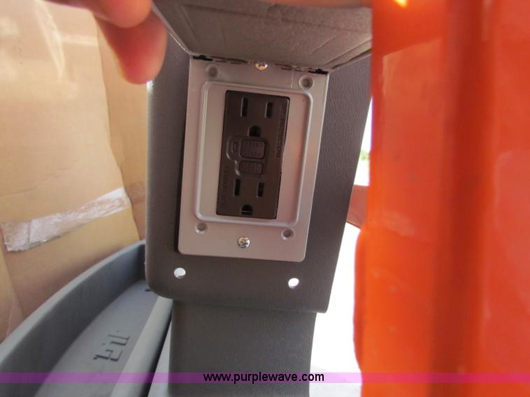 image for item G4277 JLG basket