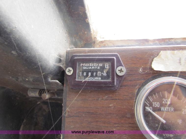 image for item G4300 Bobcat 975 skid steer