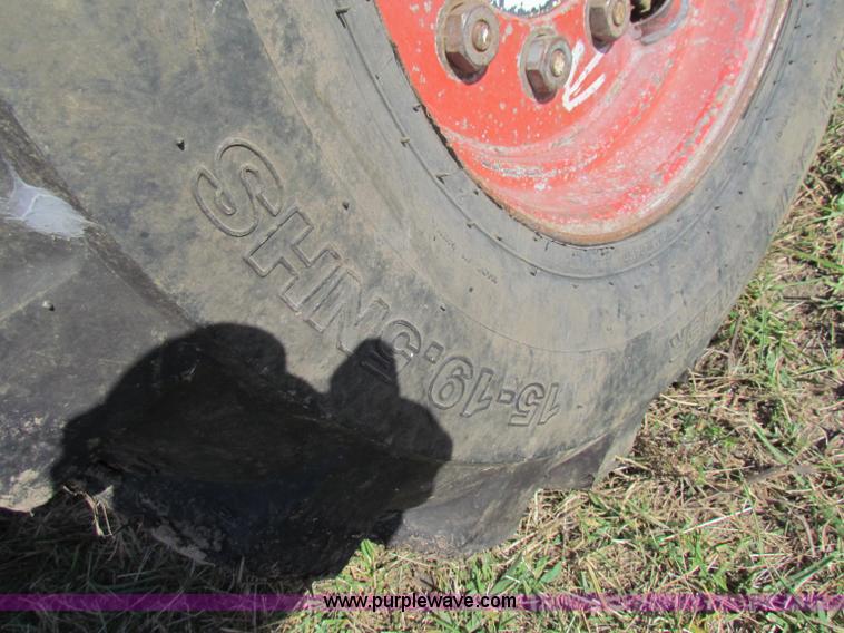 image for item G4300 Bobcat 975 skid steer