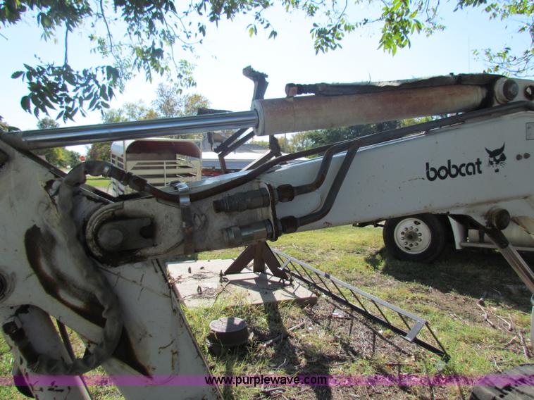 image for item G4305 1996 Bobcat 325 compact excavator