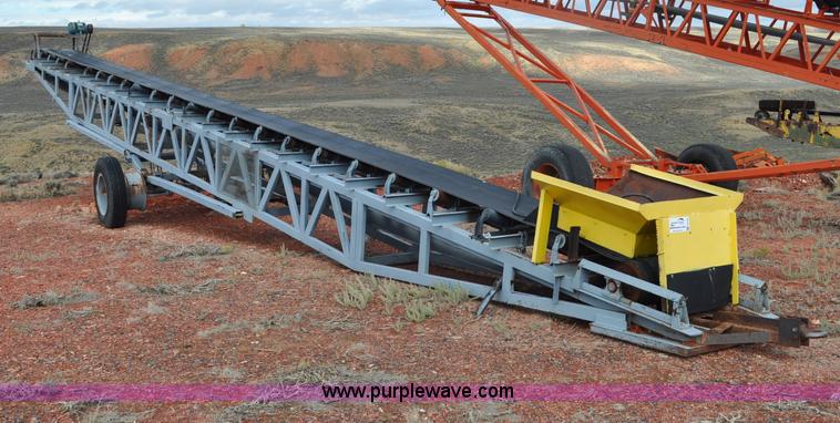 image for item G6162 Stacking conveyor