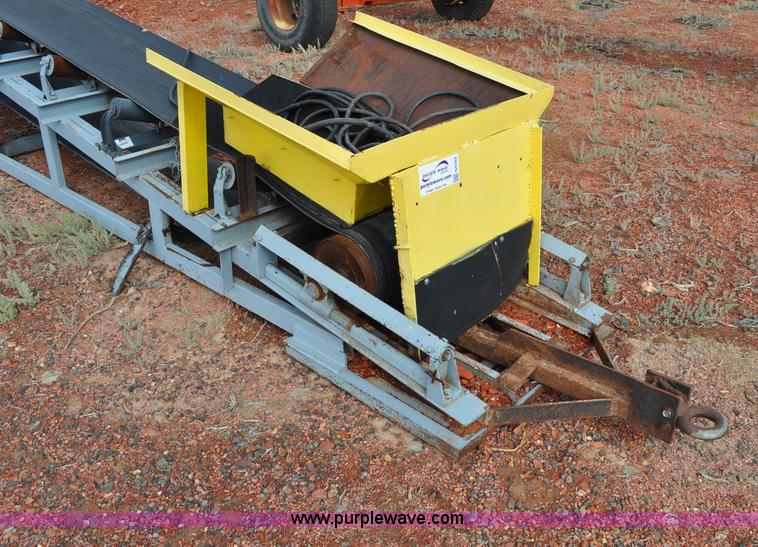 image for item G6162 Stacking conveyor