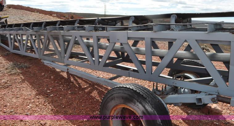 image for item G6162 Stacking conveyor