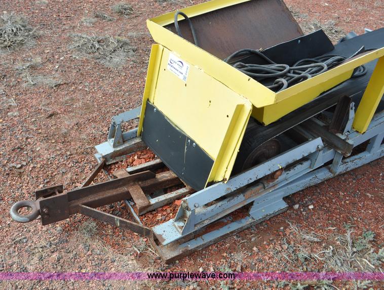 image for item G6162 Stacking conveyor