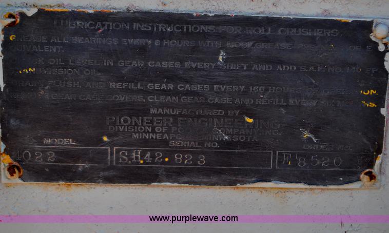 image for item G6168 Pioneer Engineering 4022 roll crusher