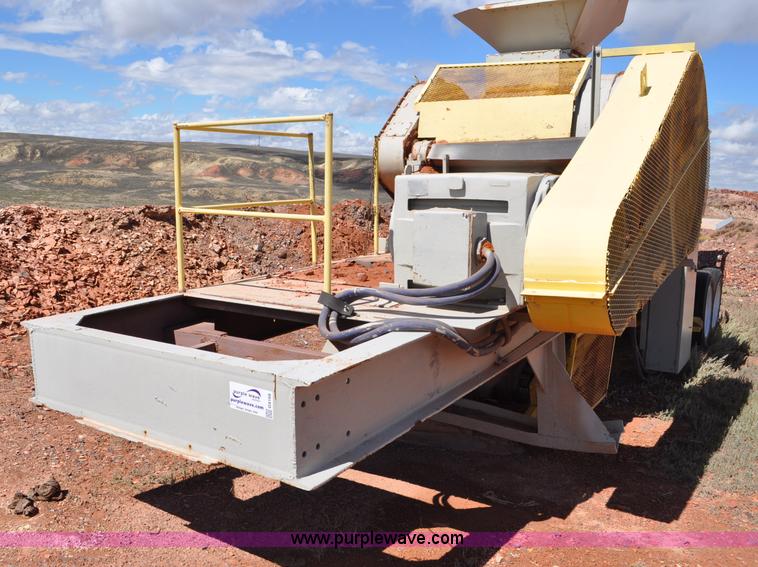 image for item G6168 Pioneer Engineering 4022 roll crusher