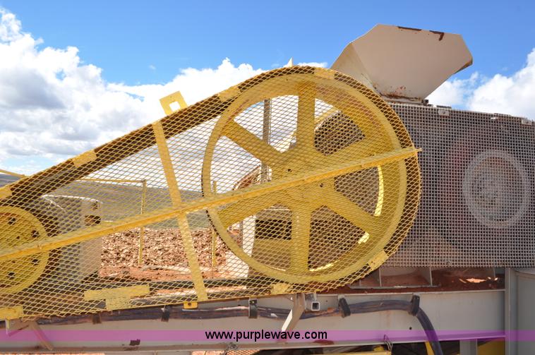 image for item G6168 Pioneer Engineering 4022 roll crusher