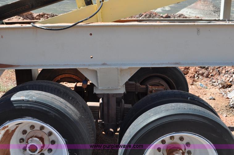 image for item G6168 Pioneer Engineering 4022 roll crusher