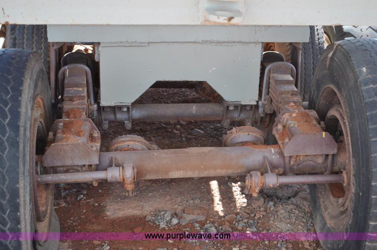 image for item G6168 Pioneer Engineering 4022 roll crusher