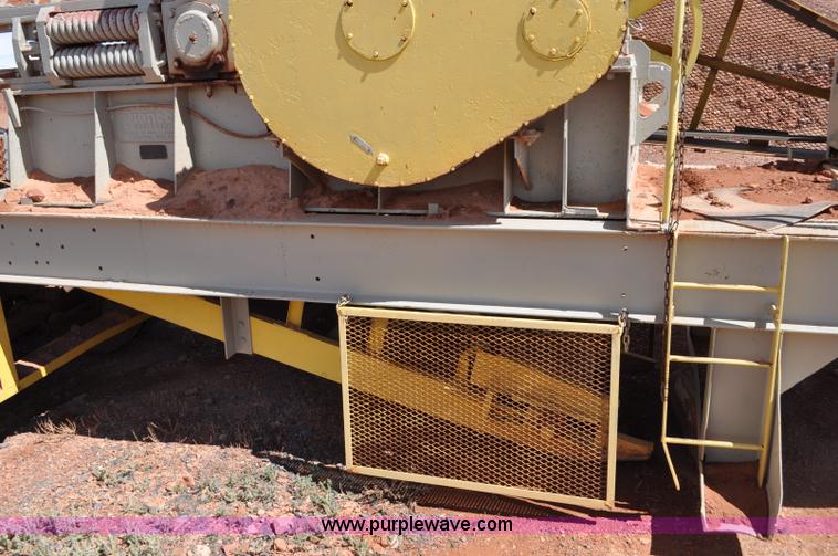 image for item G6168 Pioneer Engineering 4022 roll crusher