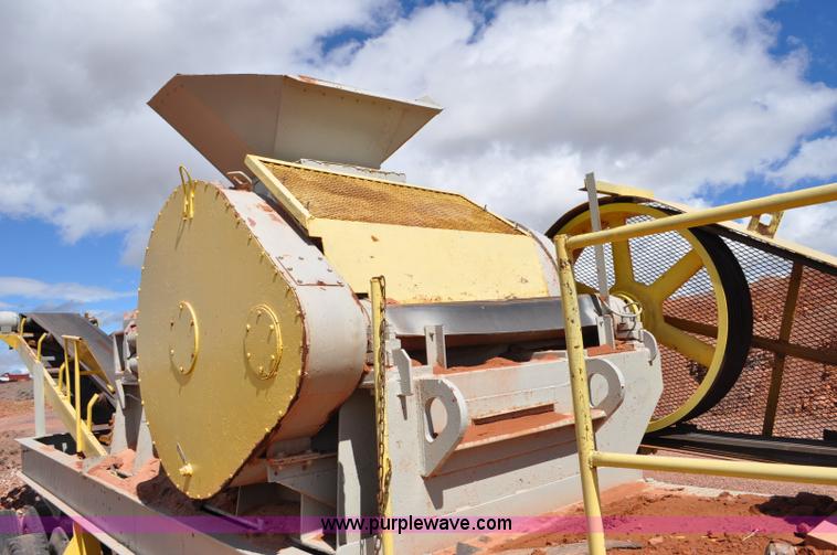 image for item G6168 Pioneer Engineering 4022 roll crusher
