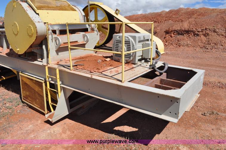 image for item G6168 Pioneer Engineering 4022 roll crusher