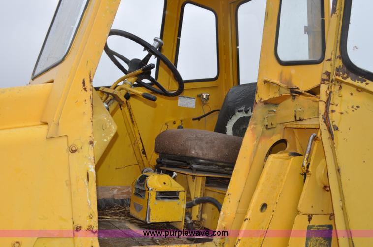 image for item G6182 1963 Trojan wheel loader